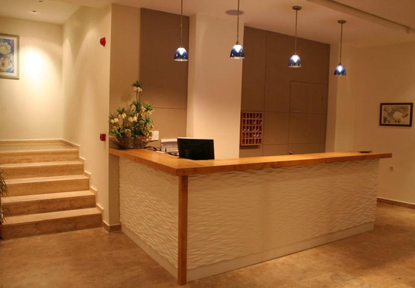 Kortan Hotel 图尔古特雷斯 外观 照片